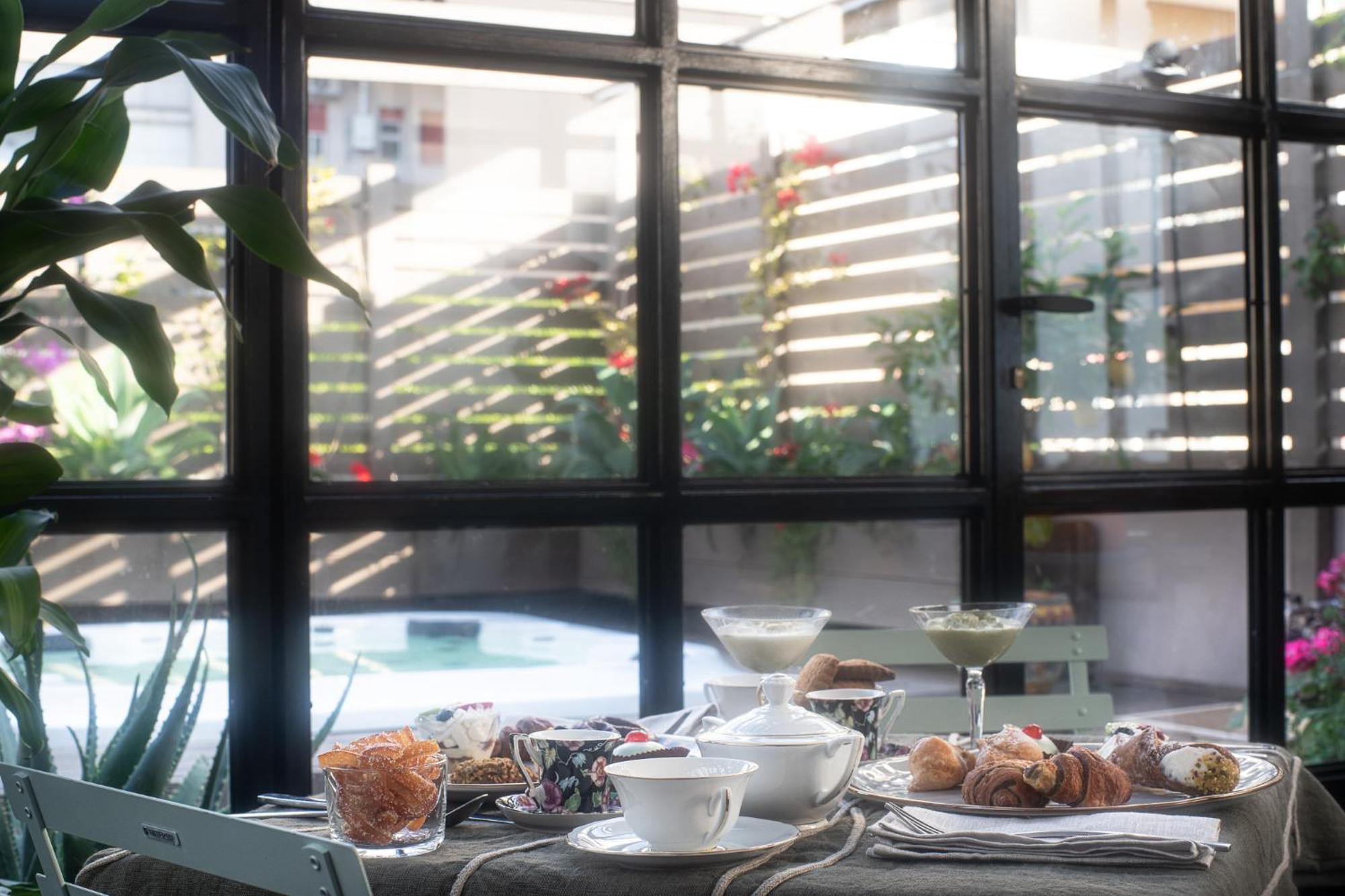 카타니아 Fra Le Righe B&B 외부 사진