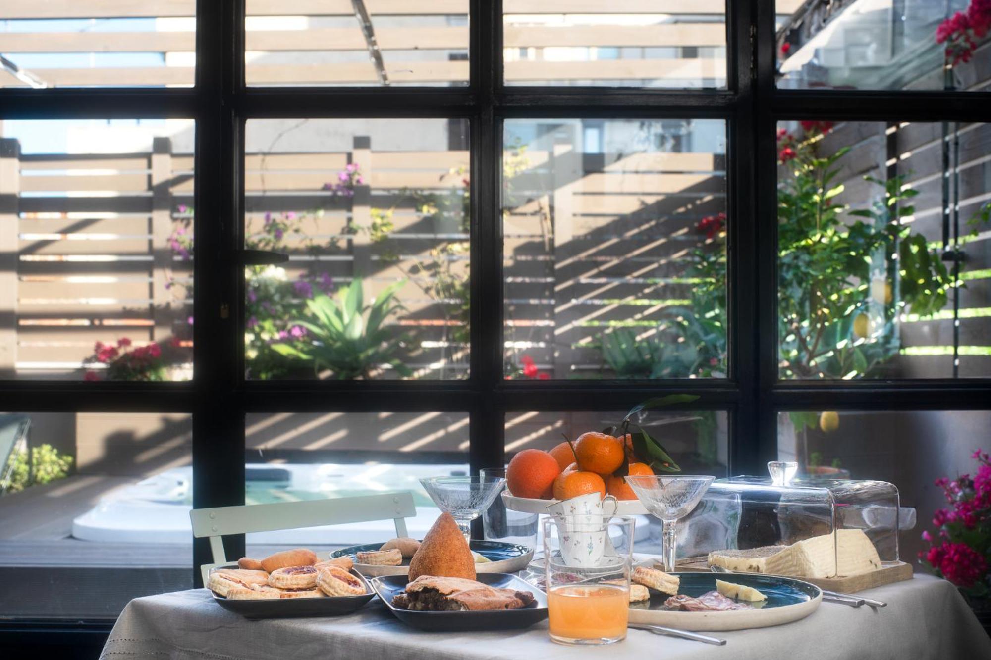 카타니아 Fra Le Righe B&B 외부 사진